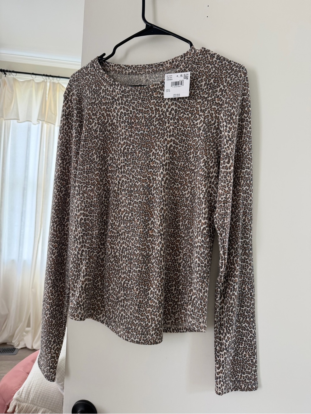Leopard Print Long-Sleeve AE Tee
